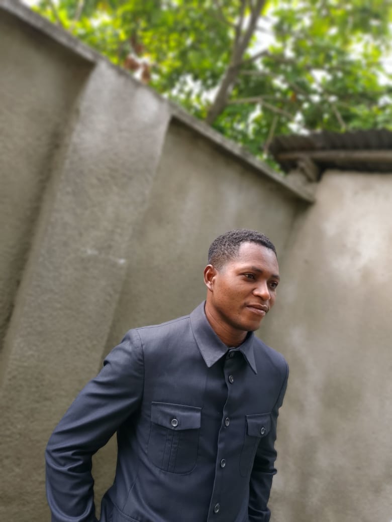 Portrait de Blaise NYELIA
